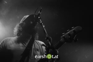 NIK_4098 STICK TO YOUR GUNS - Live