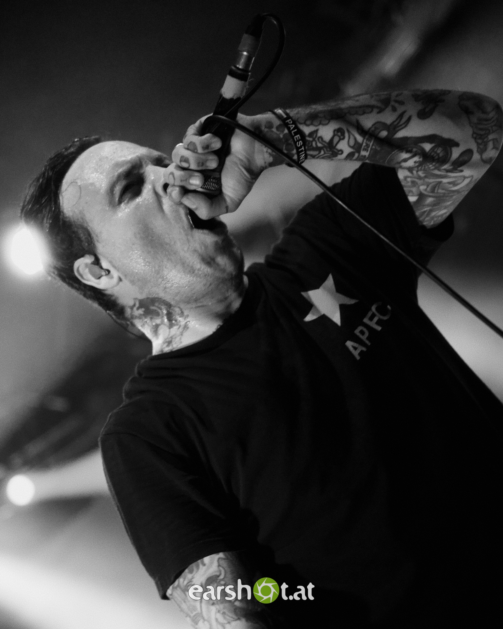 STICK TO YOUR GUNS - Live