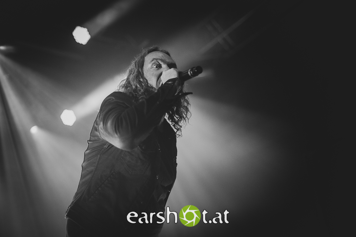 THE HALO EFFECT, PAIN, BLOODRED HOURGLASS