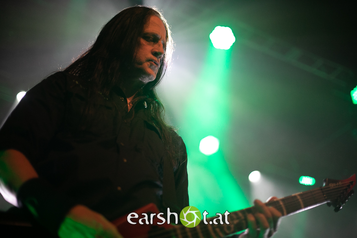 THE HALO EFFECT, PAIN, BLOODRED HOURGLASS