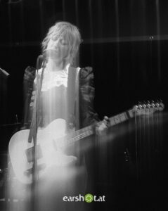 claustrophobia tour glazed curtains echolight