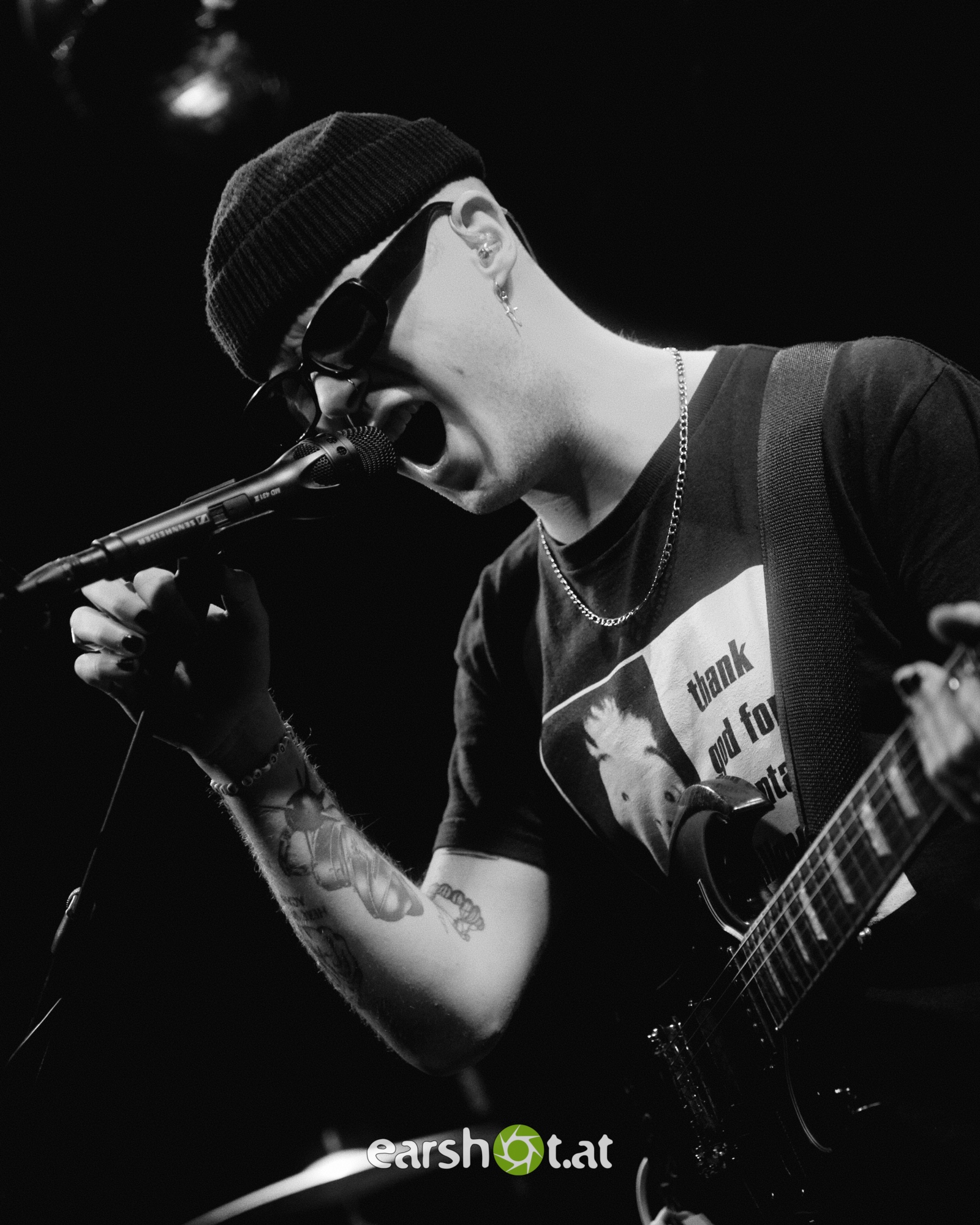 claustrophobia tour glazed curtains echolight