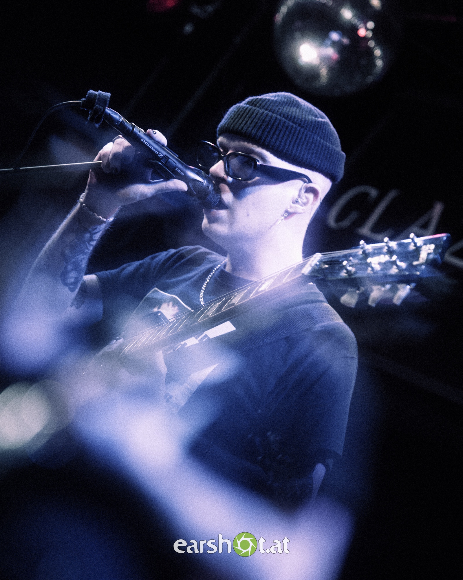 claustrophobia tour glazed curtains echolight