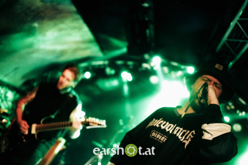 signs of the swarm live rockhouse - lifedrainer