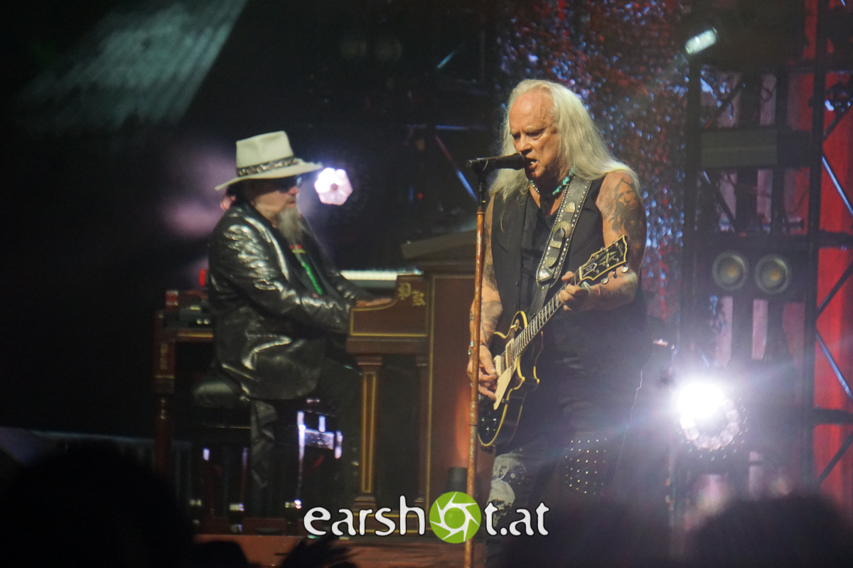 LYNYRD SKYNYRD, SIMON MCBRIDE