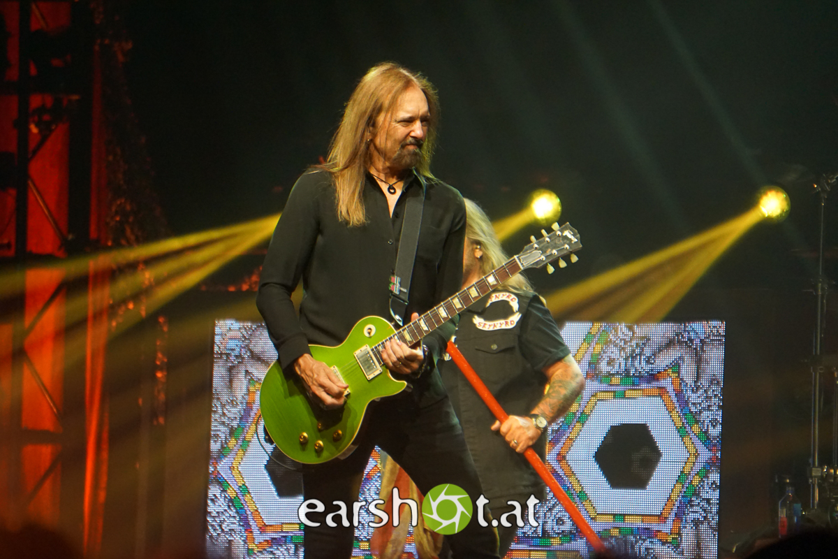 LYNYRD SKYNYRD, SIMON MCBRIDE