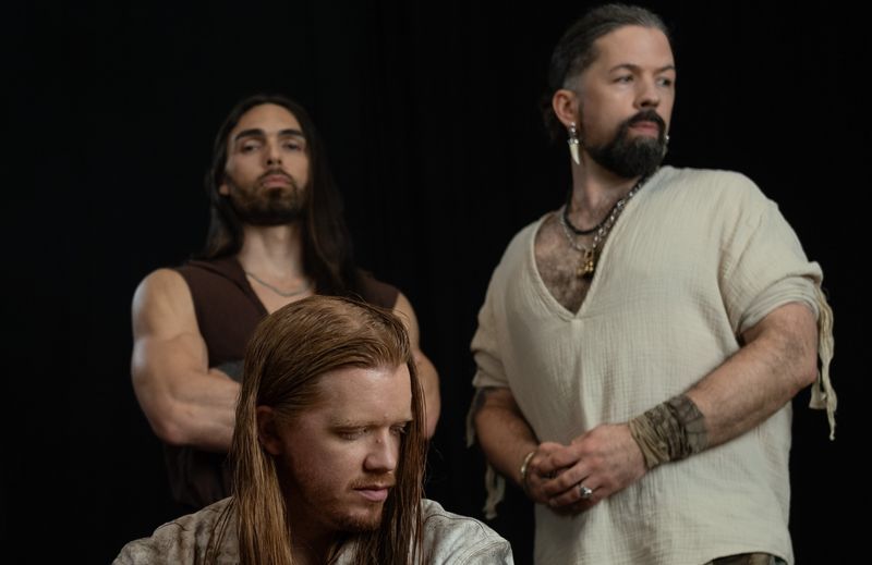 EQUILIBRIUM – Zurück mit neuem Sänger und Single „Shelter“!