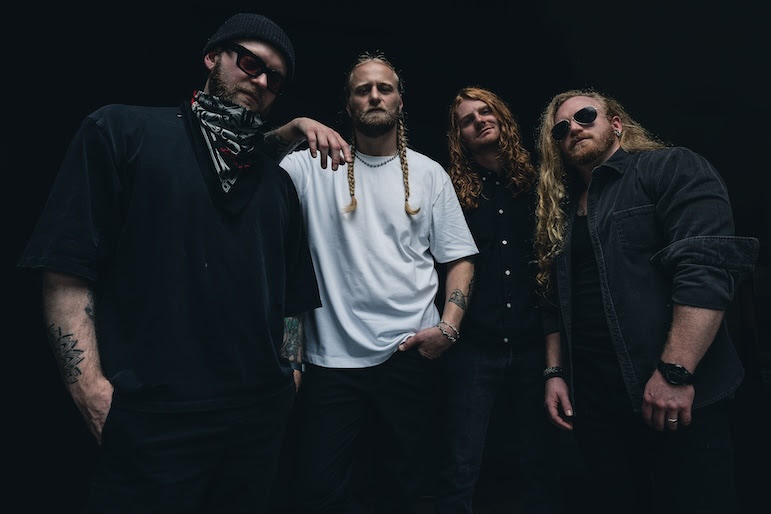 STELLAR CIRCUITS – Erste Single „Bury The Ash“ online