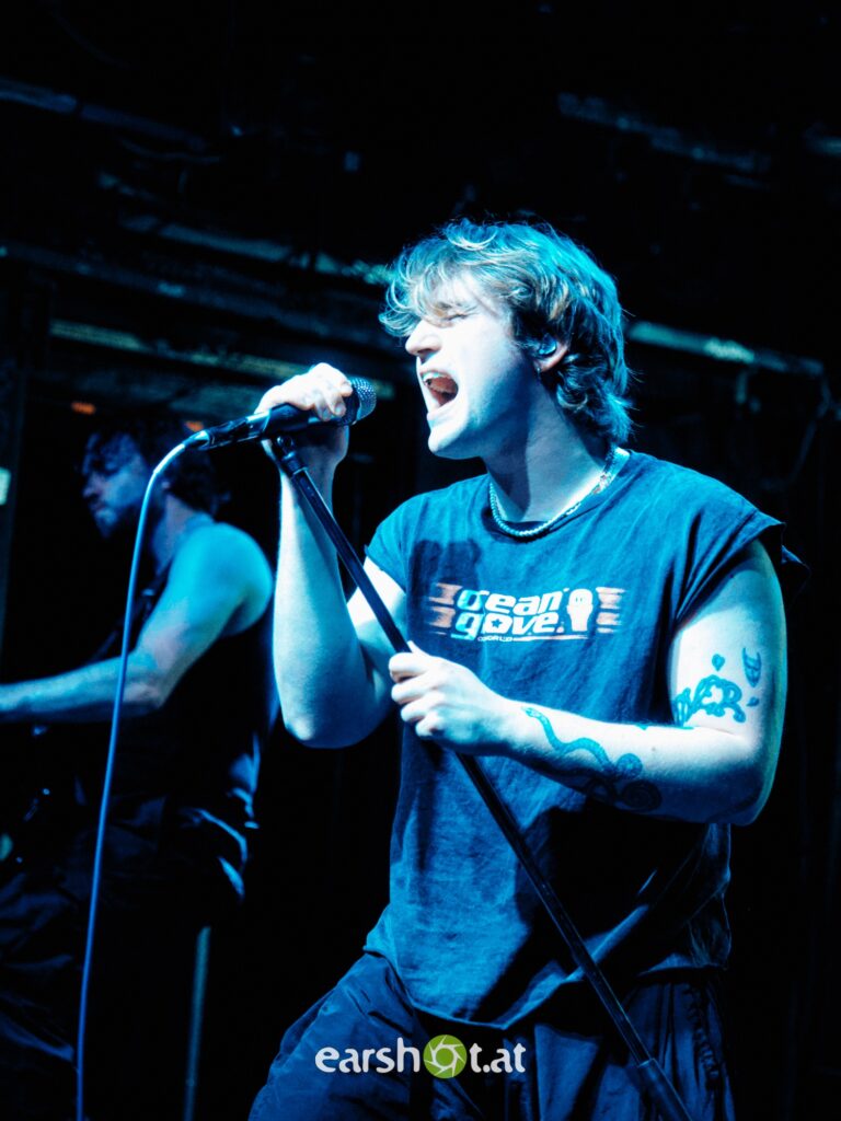 Thornhill in Wien auf der Fühne im Flex