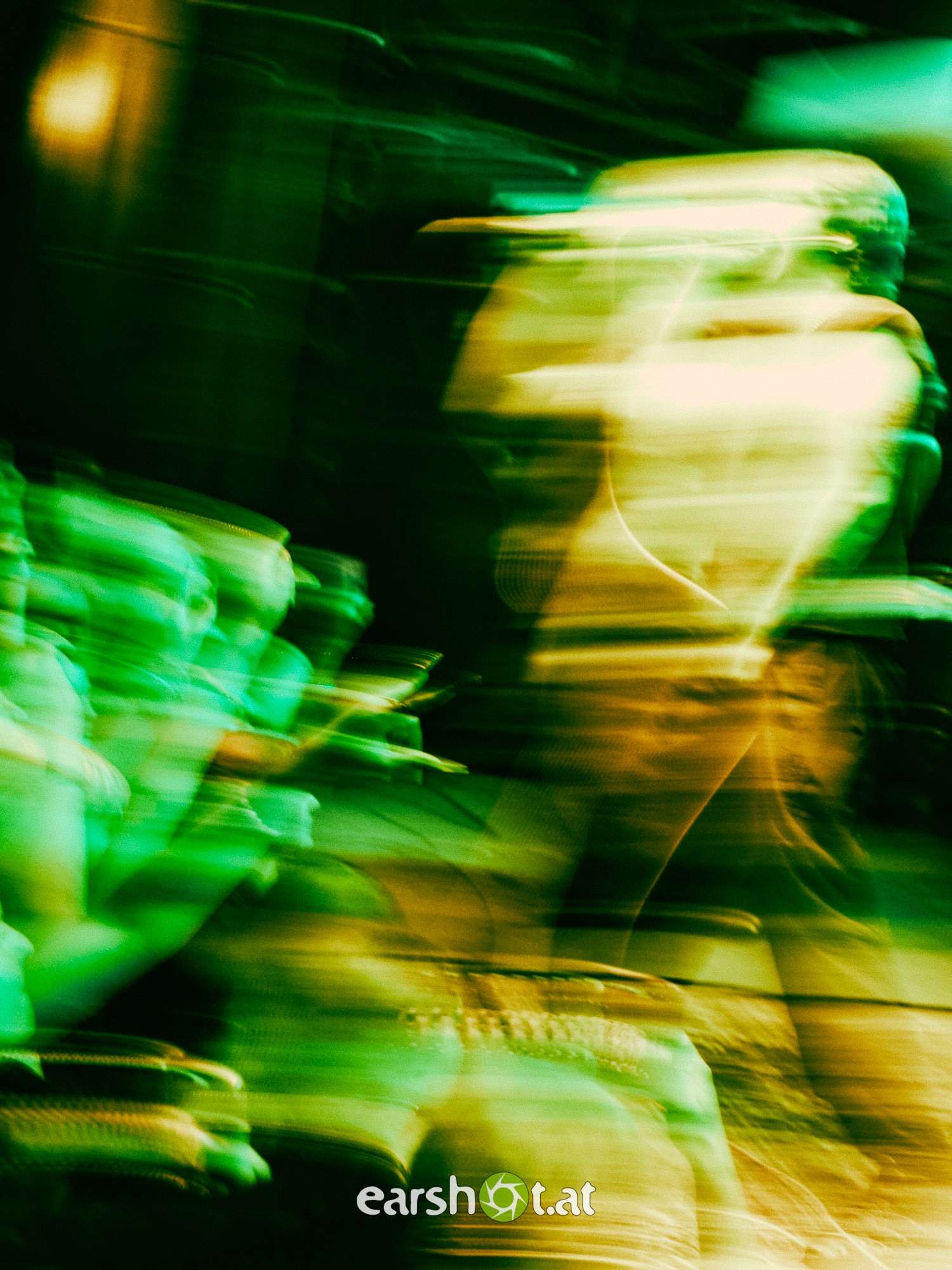 Thornhill in Wien auf der Fühne im Flex