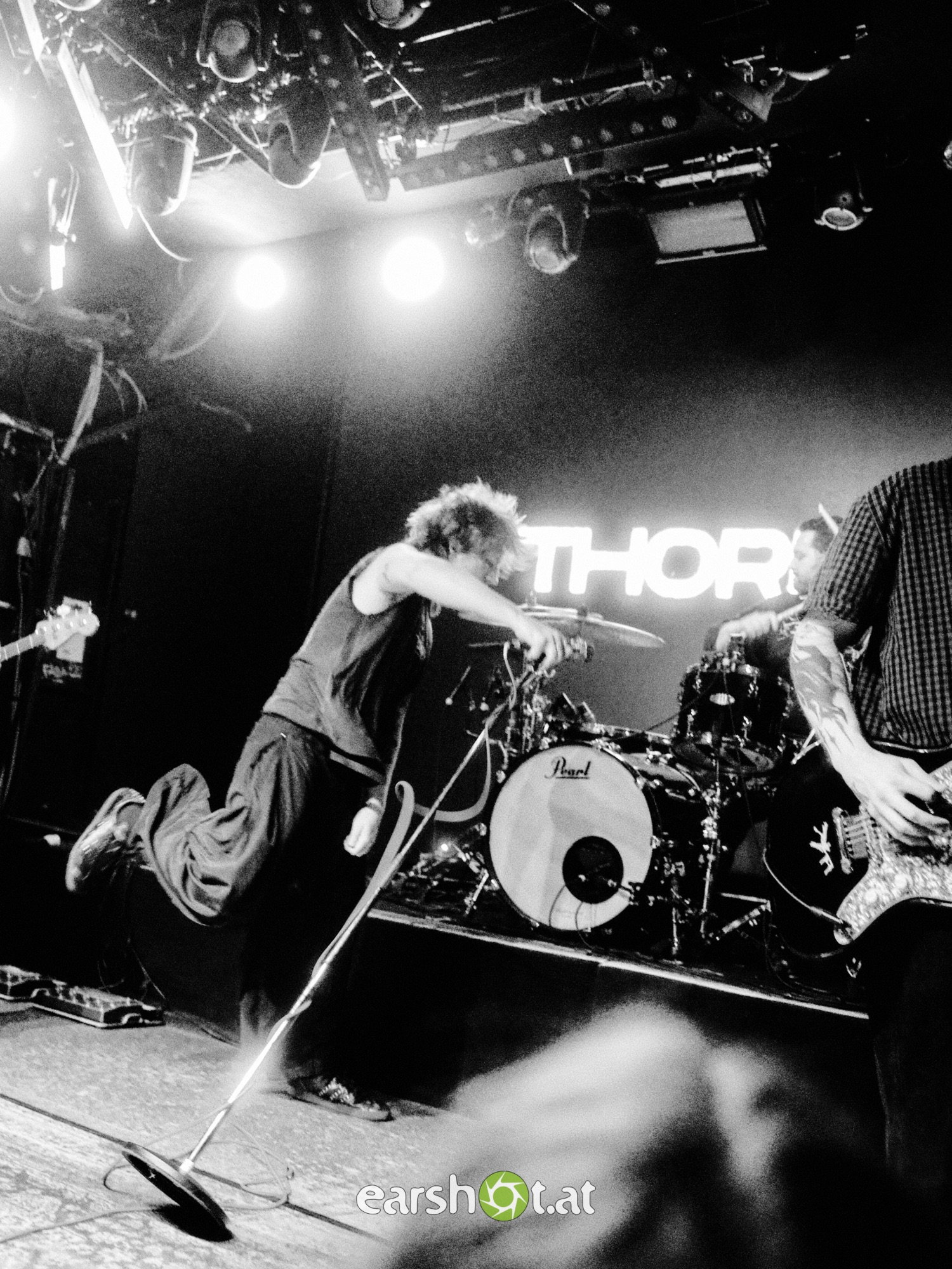 Thornhill in Wien auf der Fühne im Flex