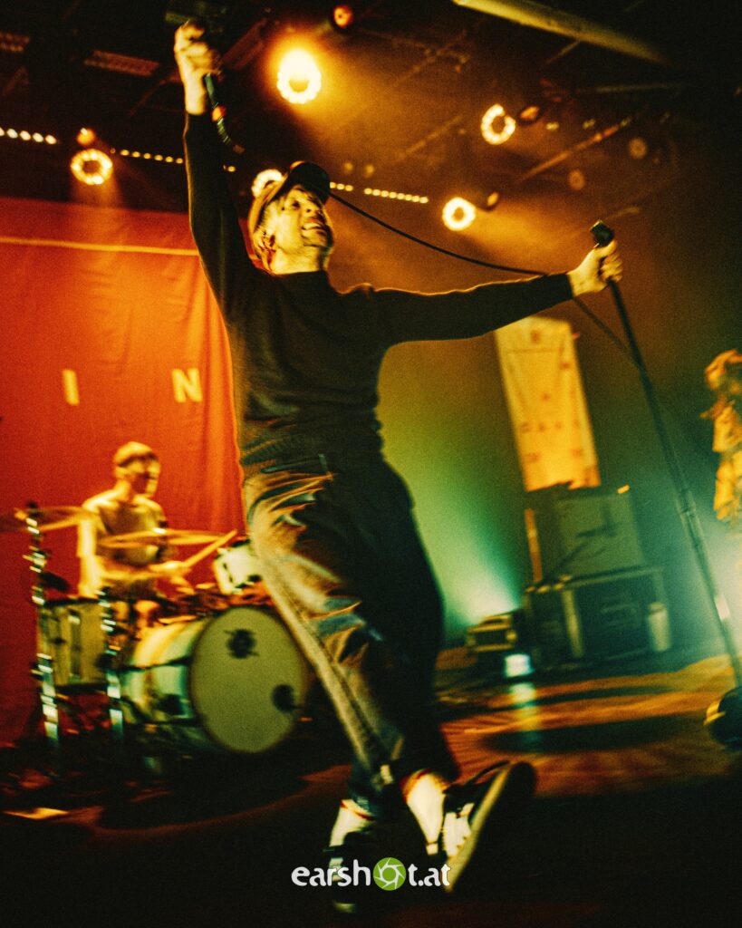 LA DISPUTE, VS SELF, PIJN