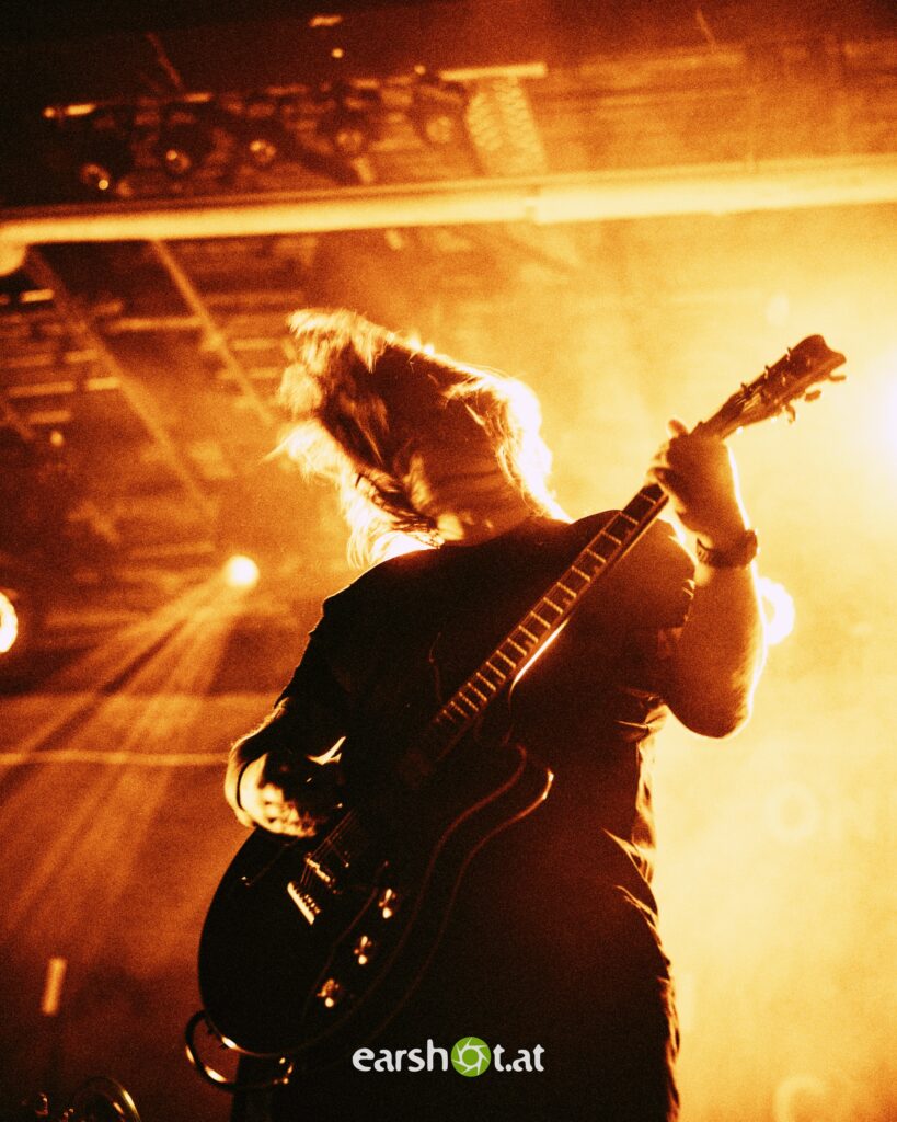 LA DISPUTE, VS SELF, PIJN