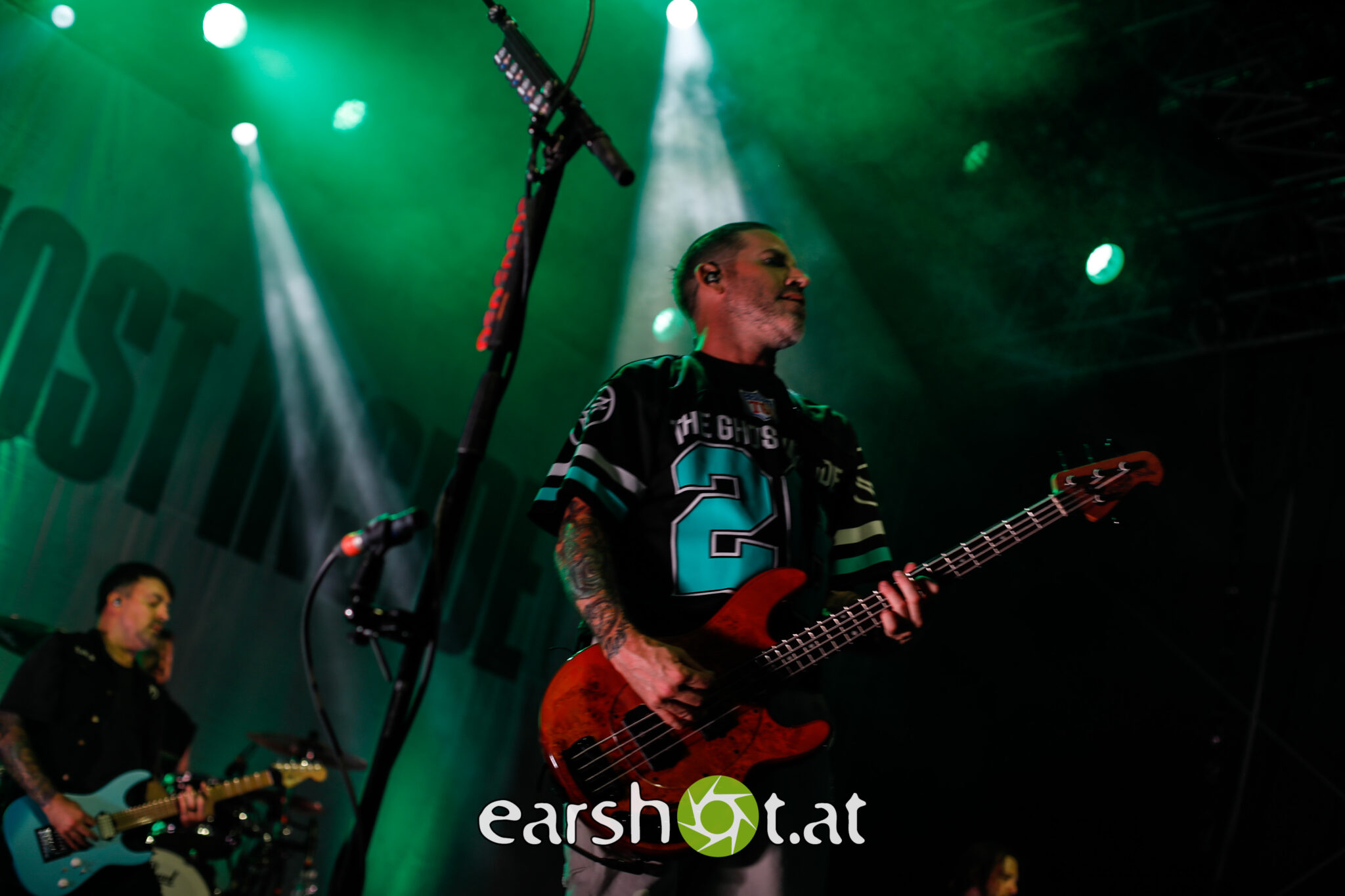 THE GHOST INSIDE, UNEARTH