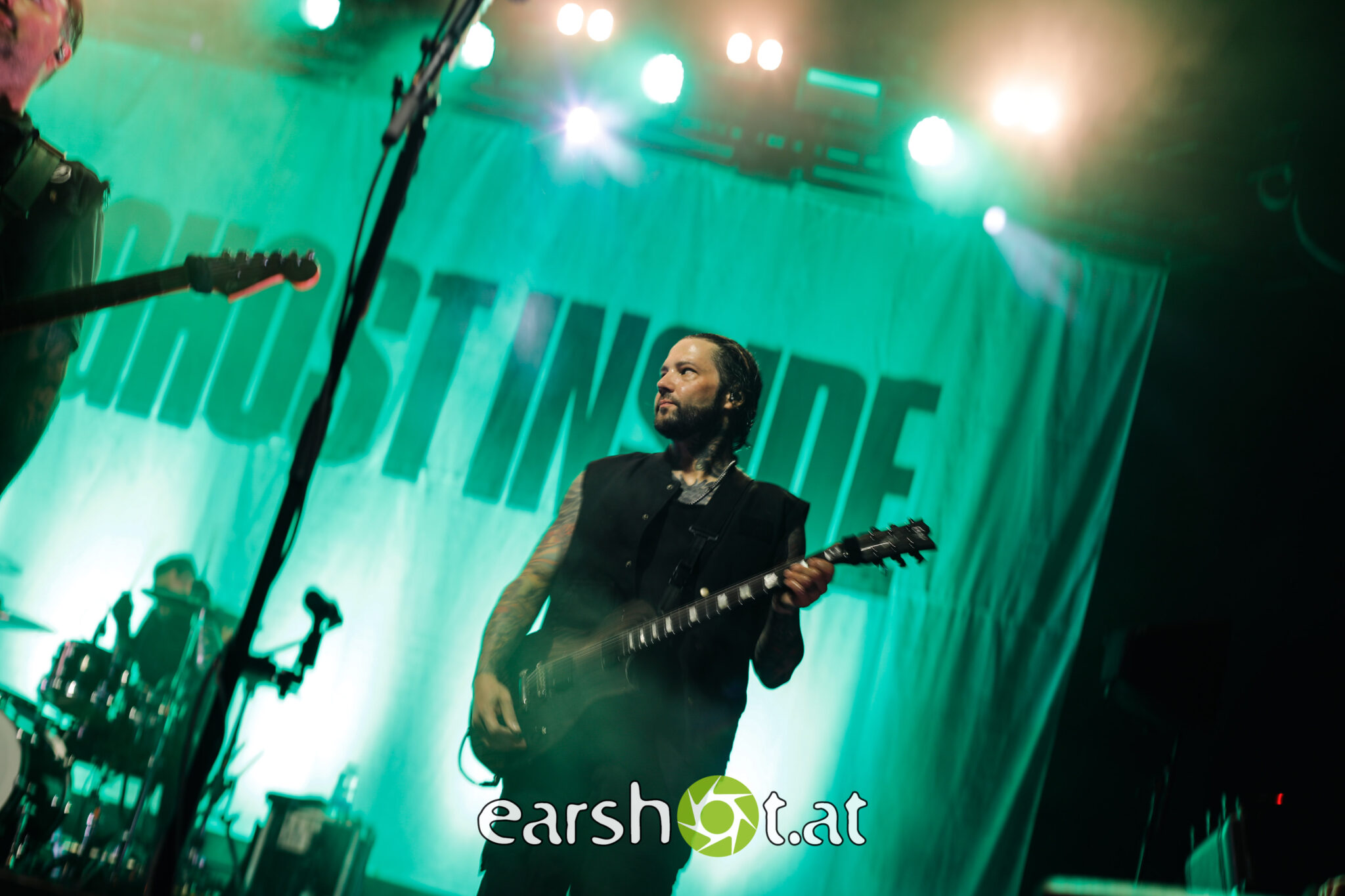 THE GHOST INSIDE, UNEARTH
