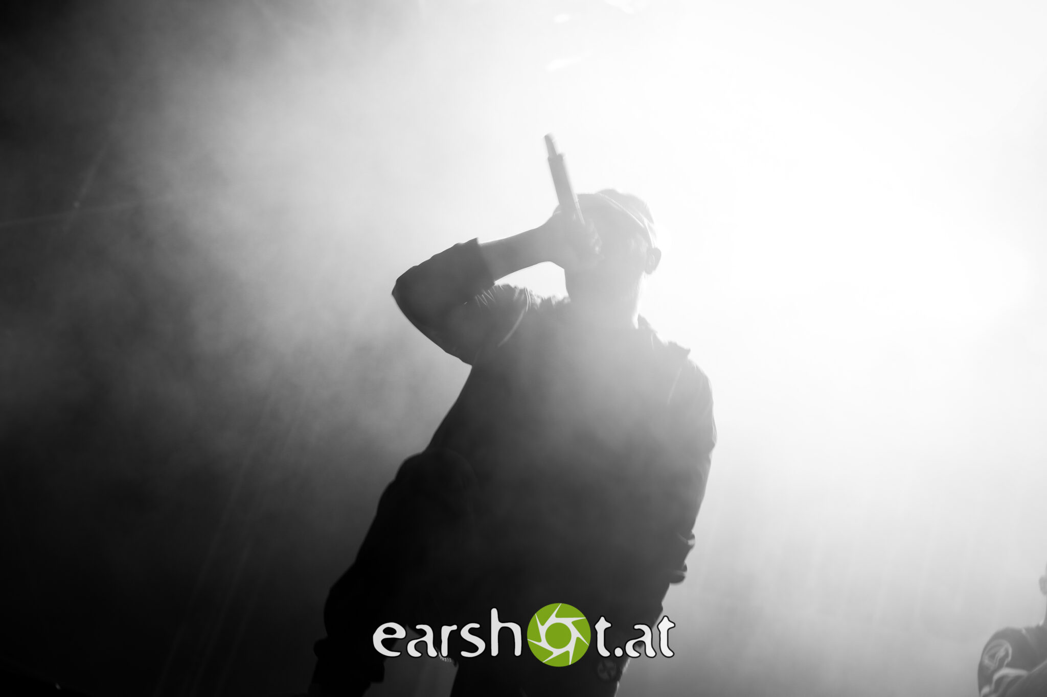 THE GHOST INSIDE, UNEARTH